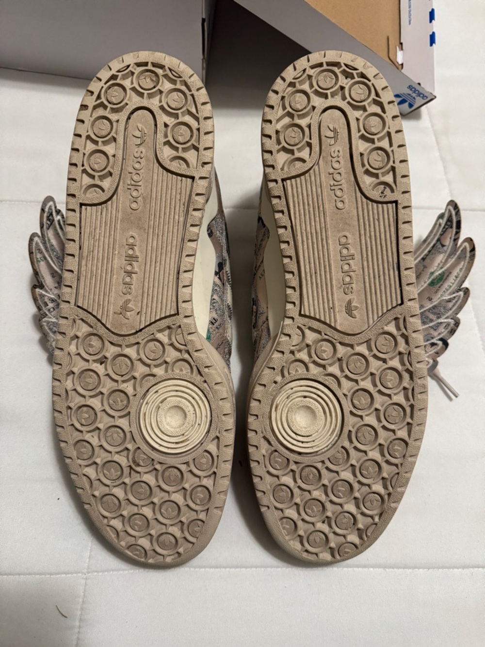Mens Adidas Jeremy Scott Forum Money Low Sneakers- Size- 12 - Picture 3 of 5